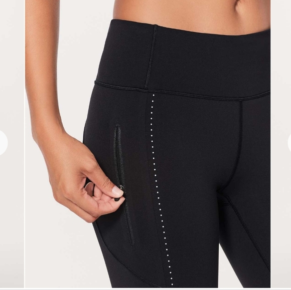 Lululemon Athletica Extra Mile 28" Black Tight sz4  BinQ - Picture 4 of 13